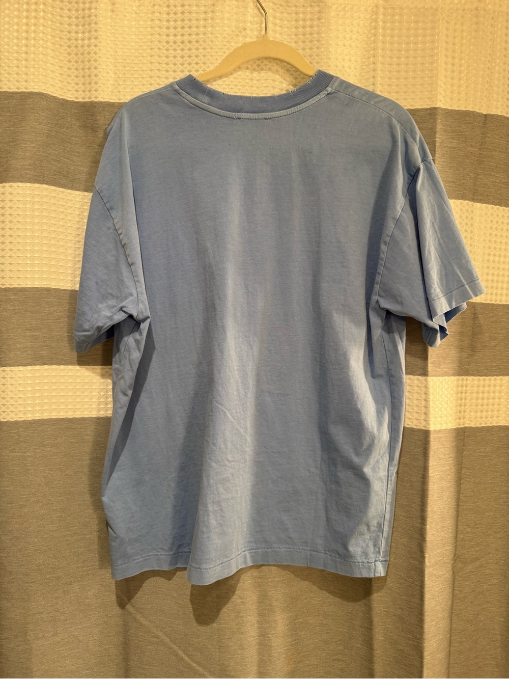 Elwood Mens Blue T-Shirt - Picture 2 of 3